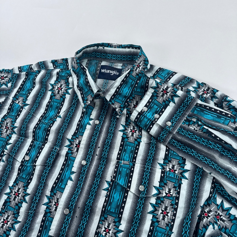 Wrangler Mens Shirt Large Turquoise Aztec Print Western Pearl Snap Button Up